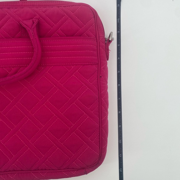 Vera Bradley | Pink Laptop Bag | Over the Shoulder or Handheld | Chain Accents | - Picture 9 of 10